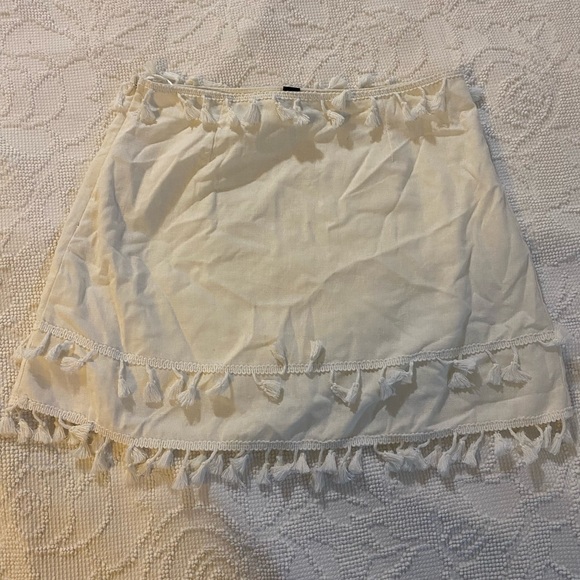 White Fringe Top and Skirt Set - Picture 2 of 10